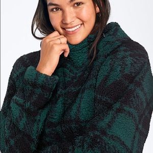 New Pink teddy funnel neck pullover Sherpa XL